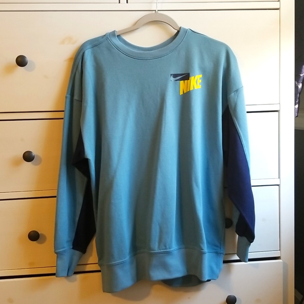 Nike Sweatshirt NWOT